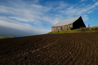 GHamburgh dsc_0104-morning-glow-on-barn-2004-04-15-at-17-20-521 Morning Glow on Barn by Gary Hamburgh - All Rights Reserved