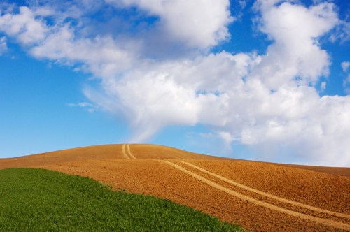 Road to the Clouds by Gary Hamburgh - All Rights Reserved - ISO 200 f/13 1/320 200 mm
