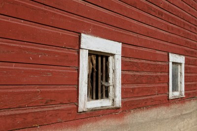 GHamburgh_MG_7466 - Windows on Old Barn